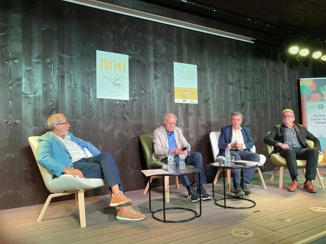 Acto de conmemoración del número 800 de la revista El Ciervo