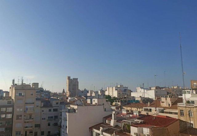 La Comunitat Valenciana tendrá este jueves cielo poco nuboso y mínimas y máximas sin cambios, con ligero ascenso en algunas zonas