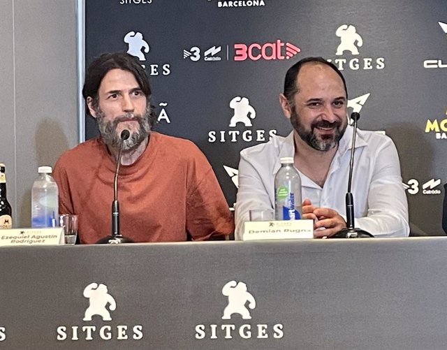 L'actor Ezequiel Agustín Rodríguez i el director Demián Rugna, en la presentació en el Festival de Sitges de 'Cuando acecha la maldad'