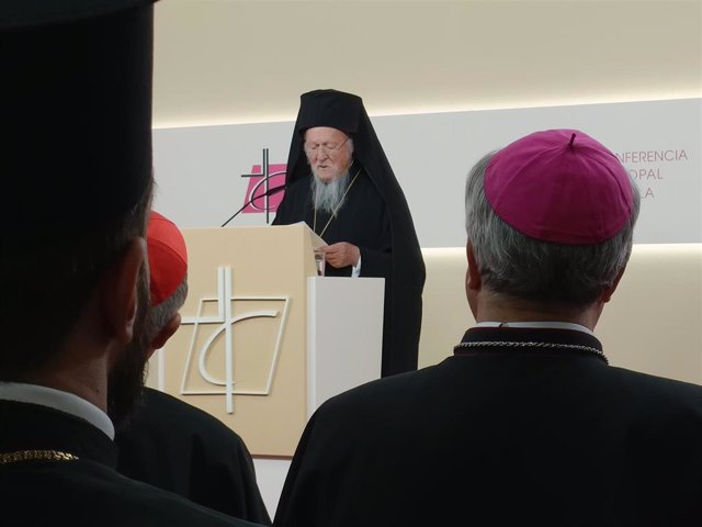 El patriarca ecuménico Bartolomé I en la sede de la CEE.