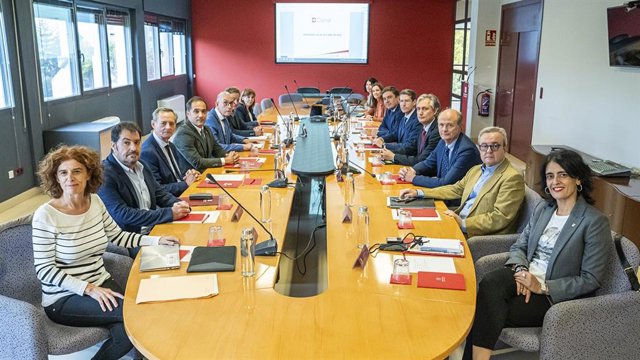 El rector de la UR asegura que Dialnet avanzará en su internacionalización a través de Dialnet Global