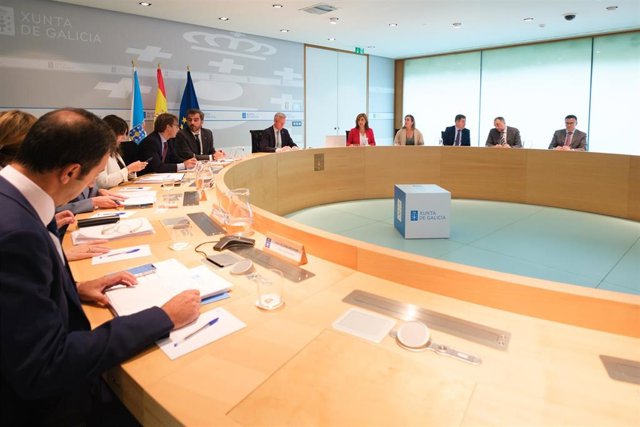 El titular del Gobierno gallego preside la reunión del Consello de la Xunta. 05/10/2023.