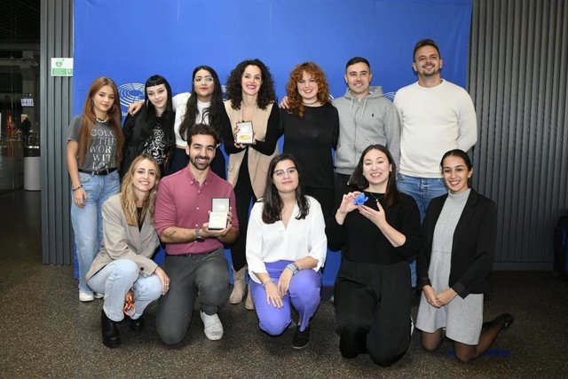 El Parlamento Europeo ha entregado este lunes en Madrid el Premio Ciudadano Europeo 2023 a las iniciativas españolas 'Changing Minds' y 'Trésdesis