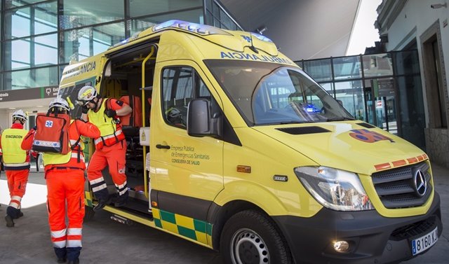 Archivo - Imagen de recurso de una ambulancia del 061.