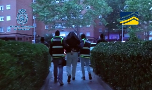 Dos detenidos en Melilla y Madrid por adoctrinar a jóvenes en postulados yihadistas