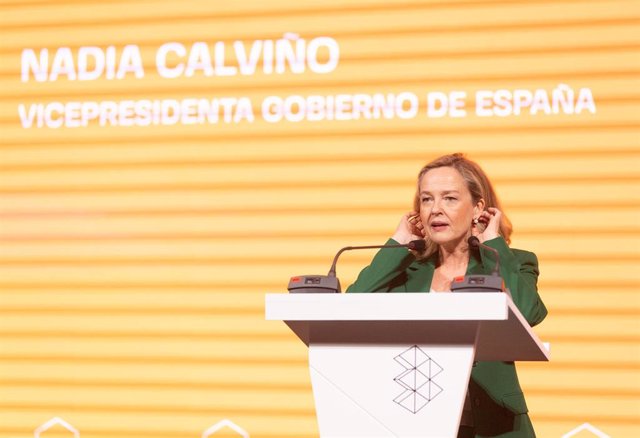 La vicepresidenta segunda y ministra de Economía y en funciones, Nadia Calviño, en el Ateneo de Madrid, a 19 de octubre de 2023, en Madrid (España).