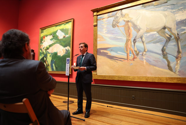 El alcalde de Madrid, José Luis Martínez-Almeida, interviene en el acto conmemorativo por el centenario del fallecimiento del pintor Joaquín Sorolla, en el Museo Sorolla, a 27 de octubre de 2023