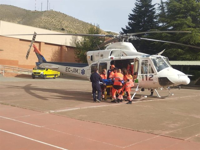 El helicóptero ha trasladado al paciente desde Cervera del Río Alhama