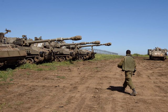 Archivo - Imatge d'uns tancs israelians als alts del Golan