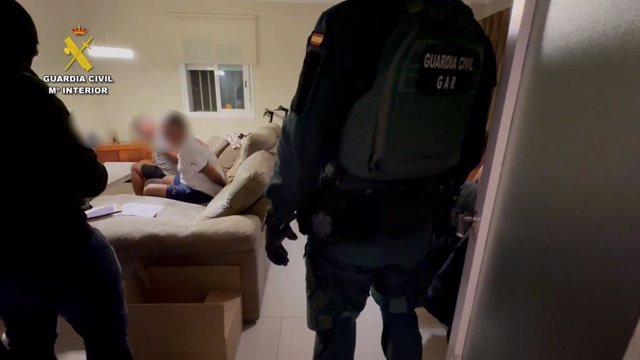La Guardia Civil de Huelva  ha detenido a 13 personas por perteneces a una organización criminal dedicada al tráfico de droga con vinculación internacional.
