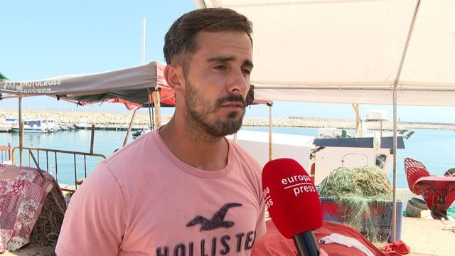 Archivo - Jonathan Sánchez, pescador de La Línea y patrón de 'Mi Daniela', pide "una solución rápida" del Gobierno ante "el acoso" que sufre de las autoridades de Gibraltar