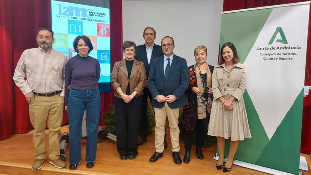 Presentación de Noviembre Cultural.