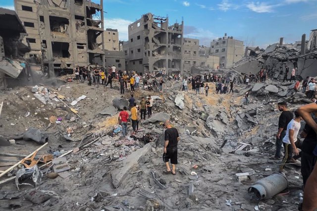 Una imagen tras un bombardeo israelí sobre Jabalia, en la Franja de Gaza