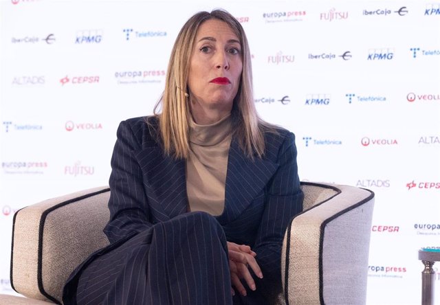 La presidenta de la Junta de Extremadura, María Guardiola, en un desayuno informativo de Europa Press, en el Hotel Rosewood Vila Magna, a 2 de noviembre de 2023, en Madrid (España).