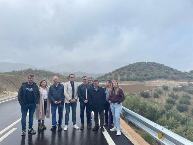 Visita al fin de obras en la carretera de acceso a Arbuniel