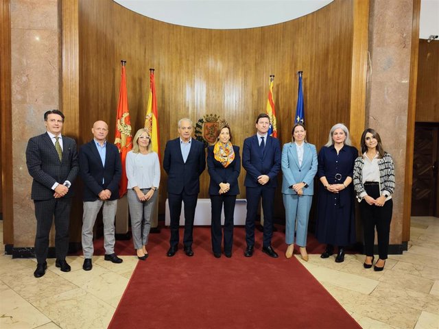 Reunión entre Ayuntamiento de Zaragoza y CEOE