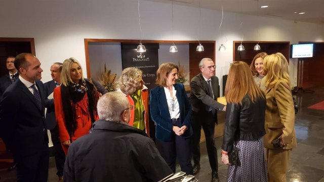 La ministra Ribera recibe a sus colegas de Portugal, Ana Abrunhosa, y Francia, Dominique Fauré, en el parador de La Granja .