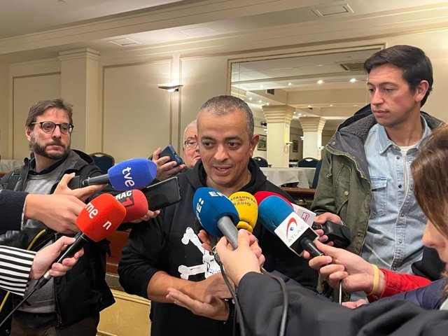 El portavoz de Élite Taxi, Tito Álvarez, durante su comparecencia