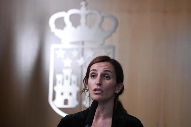 La portavoz de Más Madrid en la Asamblea de Madrid, Mónica García, ofrece una rueda de prensa tras un pleno en la Asamblea de Madrid, a 2 de noviembre de 2023, en Madrid (España).