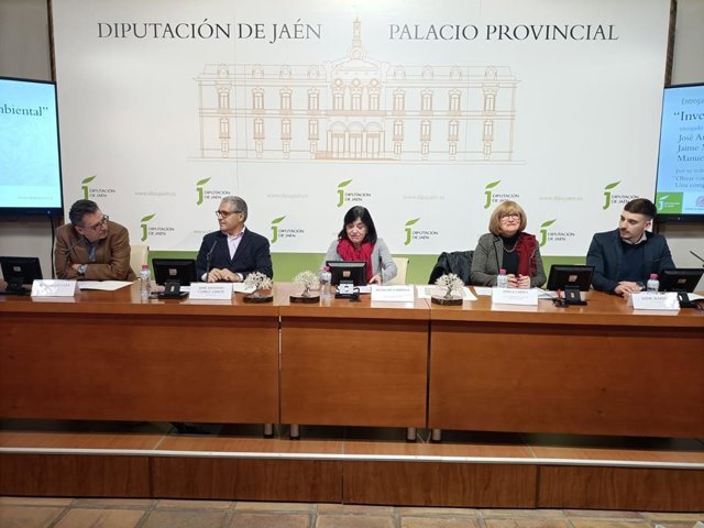 Acto de entrega del Premio de Investigación Agraria y Medioambiental 2023 convocado por el Instituto de Estudios Giennenses (IEG)