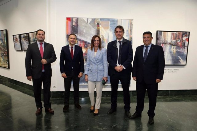 La consejera de Fomento, Infraestructura y Ordenación del Territorio, Rocío Díaz, durante la inauguración del encuentro sobre el nuevo itinerario ciclopeatonal del Estuario Norte del Odiel.