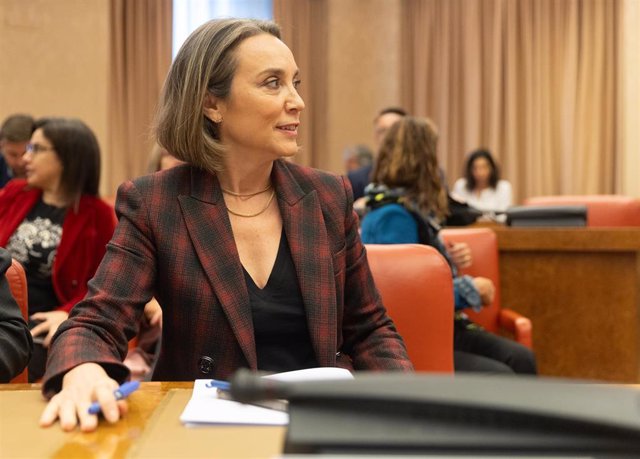 La secretaria general del PP, Cuca Gamarra, durante el segundo día de las Jornadas Parlamentarias "Frente a la amnistía, igualdad, libertad y dignidad", en el Congreso de los Diputados, a 8 de noviembre de 2023, en Madrid (España). Estas jornadas parlamen