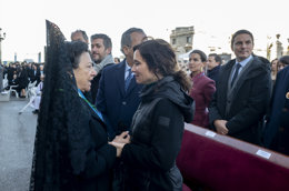 La presidenta de la Comunidad de Madrid, Isabel Díaz Ayuso, a su llegada a la misa, en la catedral de la Almudena, a 9 de noviembre de 2023, en Madrid (España). 