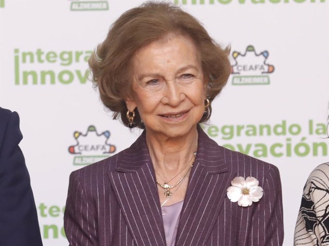 Doña Sofía durante la inauguración del X Congreso Nacional de Alzheimer en Gijón