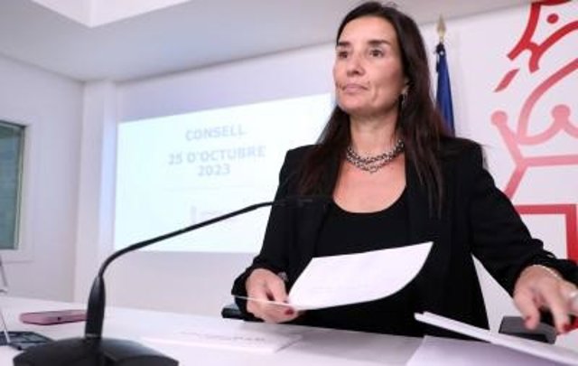 La  consellera de Hacienda, Economía y Administración Pública y portavoz del Consell, Ruth Merino, informa de los asuntos tratados en la reunión del Pleno del Consell