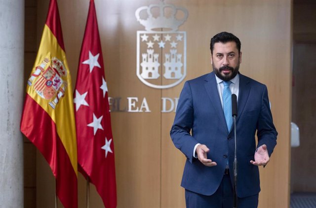 El portavoz del PP en la Cámara regional, Carlos Díaz-Pache, en la Asamblea de Madrid