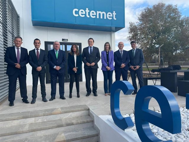 Visita a Cetemet.