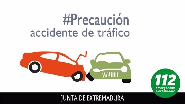Archivo - Sucesos.- Una colisión por alcance de dos vehículos en Cáceres se salda con cuatro heridos leve, entre ellos un bebé