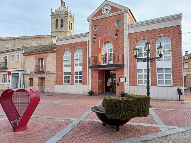 CCD critica la creación del puesto de asesor del alcalde en Aldeamayor que costará al año más de 51.000 euros.