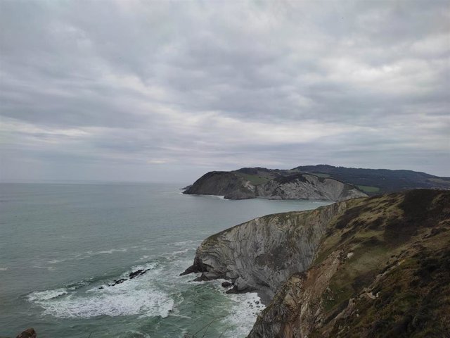 Archivo - Ambiente gris en Euskadi