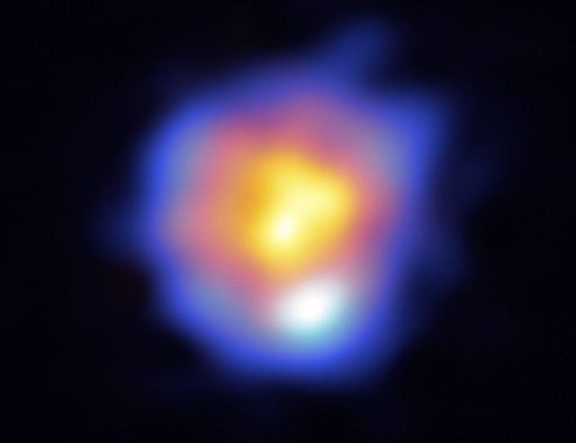 Esta imagen de R Leporis, una estrella en las etapas finales de su evolución, es la imagen de mayor resolución jamás lograda con ALMA.