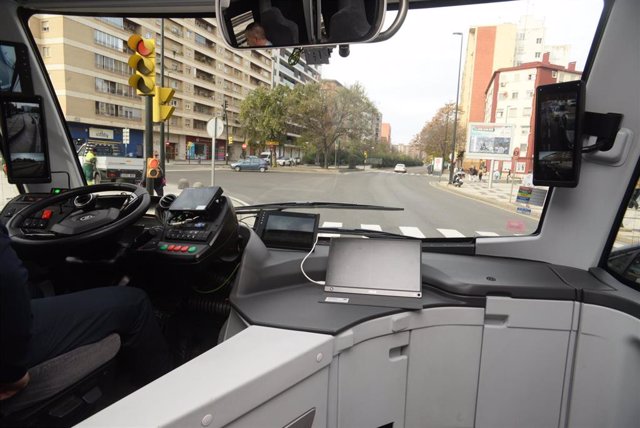 Interior del autobús Digizity, el mayor proyecto de I+D del Perte del vehículo eléctrico y conectado, inició hace unos días su segunda fase en Zaragoza, e incluye su puesta en marcha con pasajeros.