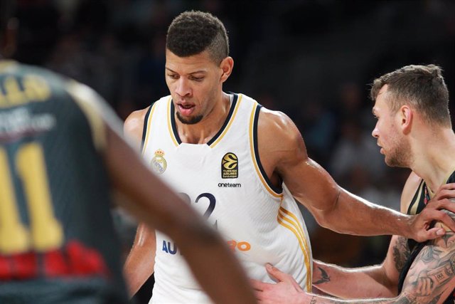 Walter Samuel Tavares da Veiga of Real Madrid in action during Turkish Airlines Euroleague basketball match between Real Madrid and AS Monaco at Wizink Center on November 16, 2023,  in Madrid, Spain.