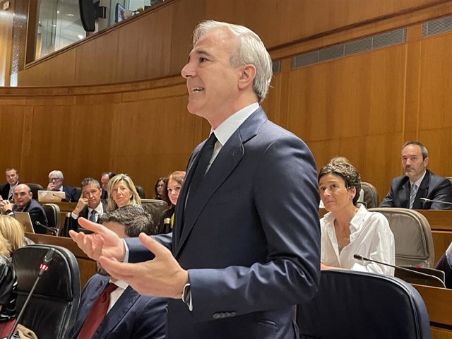 Jorge Azcón es el presidente del Gobierno de Aragón.