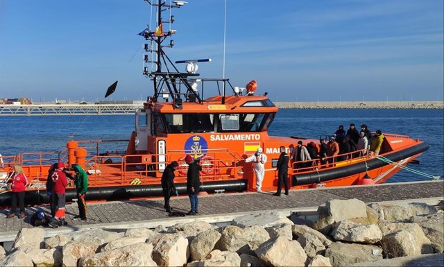 Archivo - Embarcación de Salvamento Marítimo, en una imagen de archivo