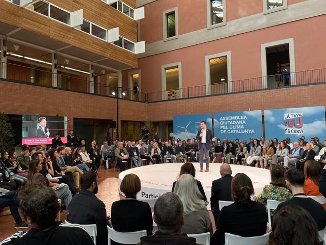 El president de la Generalitat, Pere Aragonès, intervé en la primera sessió de l'Assemblea Ciutadana pel Clima
