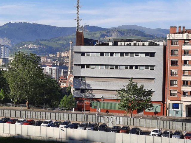 Archivo - Detenida una pareja en Bilbao por intentar matar al exmarido de la mujer 