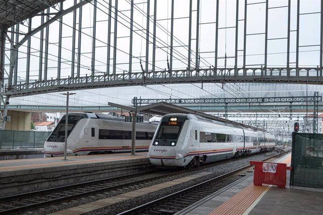 Archivo - Arquivo - Estación de tren de Santiago de Compostela (Arquivo)