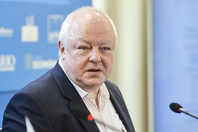 Archivo - El director ejecutivo de la Fundación de Estudios de Economía Aplicada (FEDEA), Ángel de la Fuente