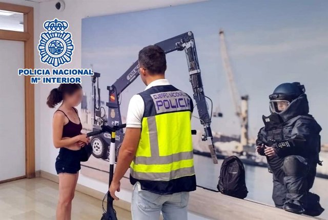 Detenidas 12 personas por 28 sustracciones de patinetes y bicis en centros deportivos y comerciales