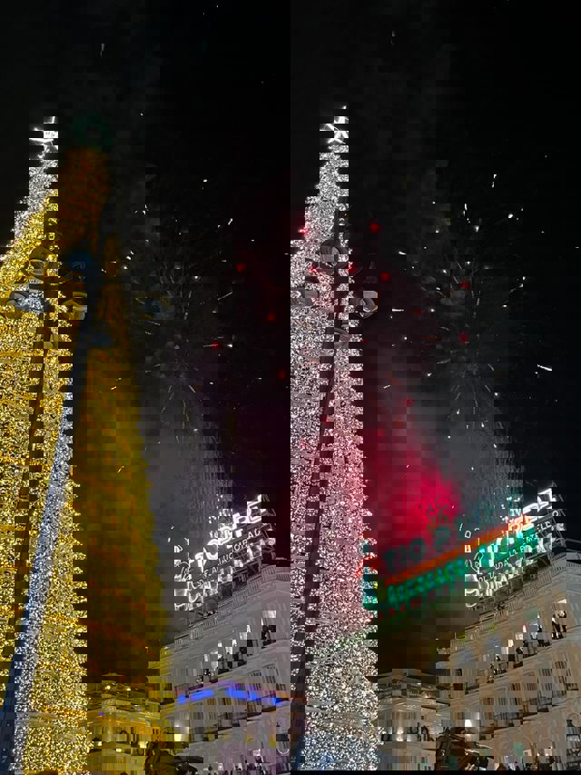 Encendido de luces en la Puerta del Sol