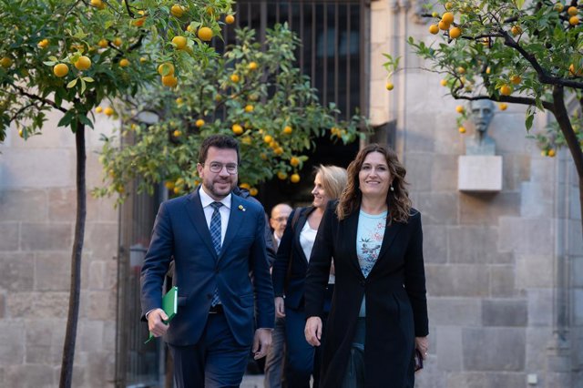 El president de la Generalitat, Pere Aragonès, i la consellera de Presidència, Laura Vilagrà