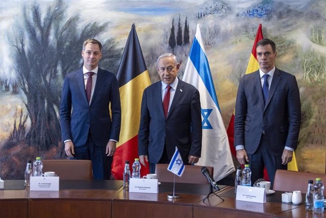El presidente del Gobierno, Pedro Sánchez, recibido por Benjamin Netanyahu, primer ministro de Israel