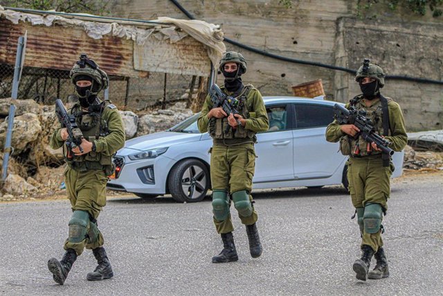 Archivo - Agentes de las fuerzas de seguridad de Israel.
