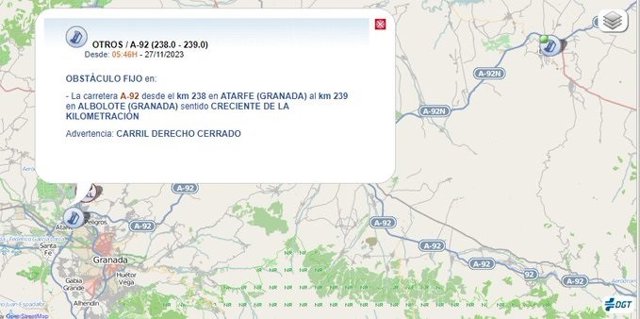 Cortado un carril de la A-92 a la altura de Atarfe (Granada) por el incendio de un camión