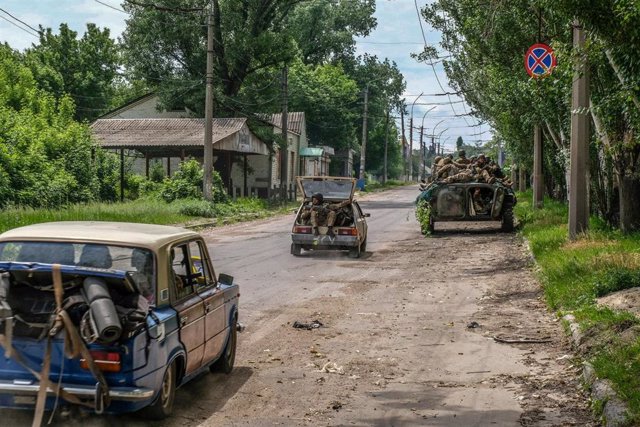 Archivo - Soldados de Ucrania en la ciudad de Lisichansk, situada en los alrededores de Severodonetsk.